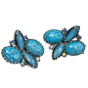 Vintage Hobe Turquoise Cabochon Clip On Earrings Glam Coastal Western Signed